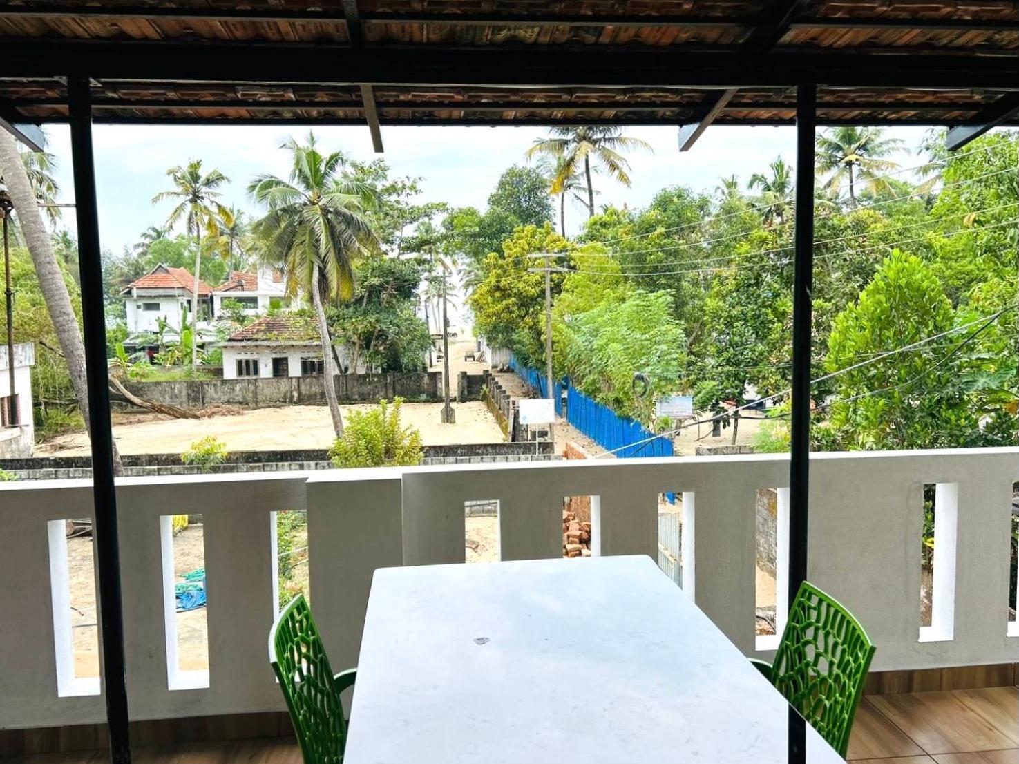 Marari Beach Cleetus Homestay Mararikulam Exterior foto